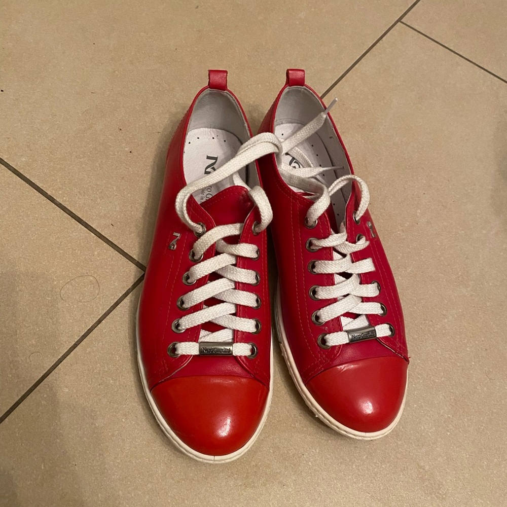 leather sneakers 37eu 7us